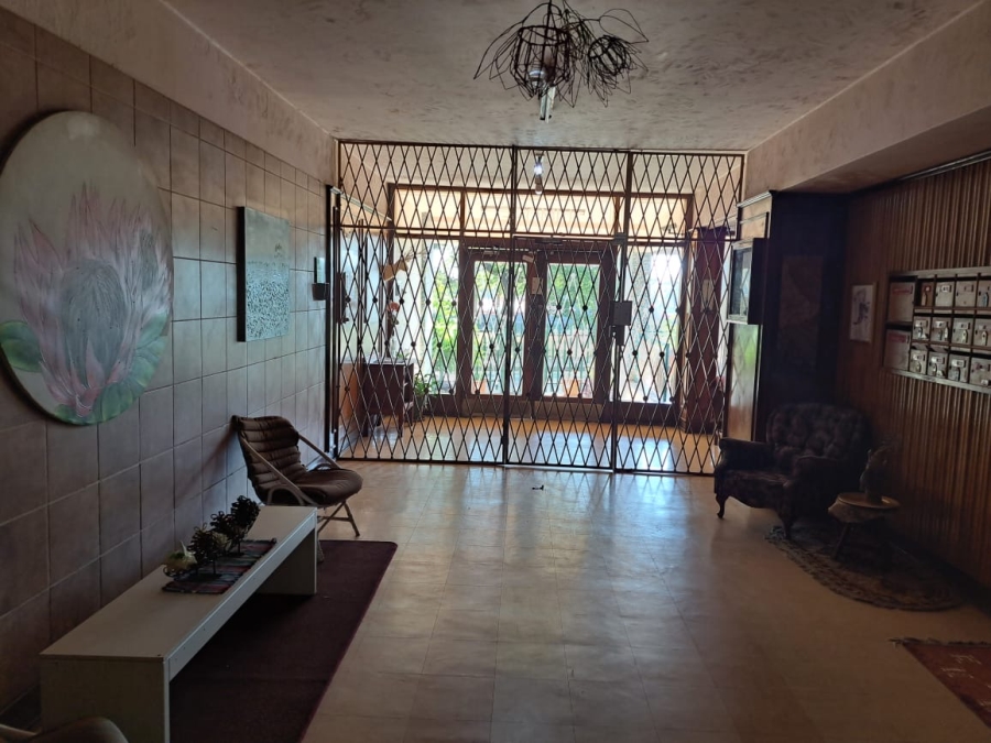 2 Bedroom Property for Sale in Yeoville Gauteng