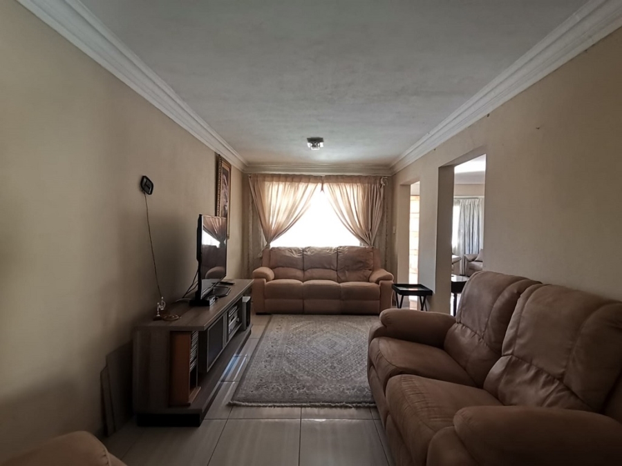 3 Bedroom Property for Sale in Ormonde Gauteng