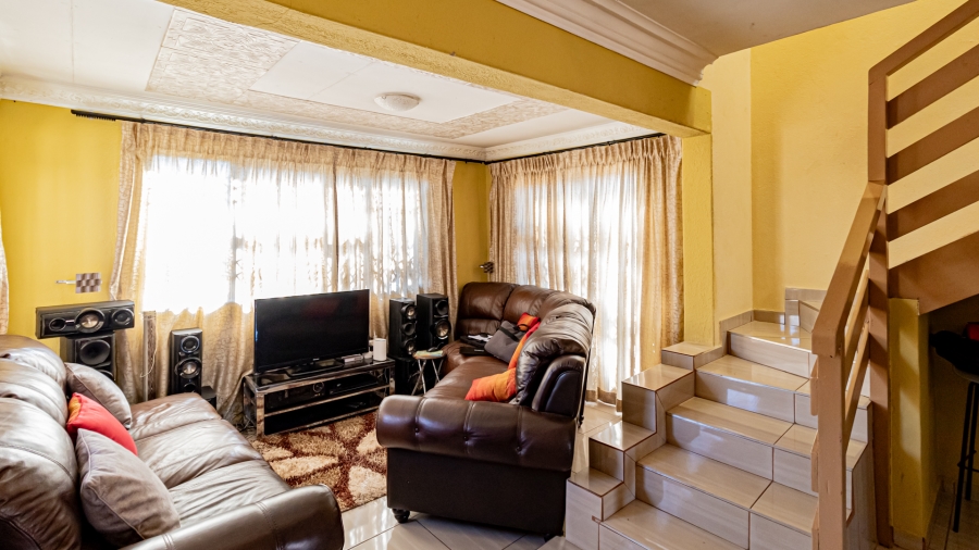3 Bedroom Property for Sale in Ormonde Gauteng
