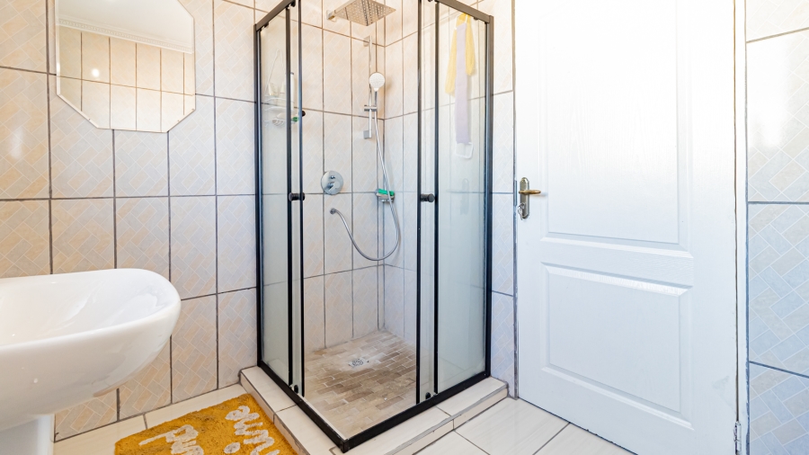 3 Bedroom Property for Sale in Ormonde Gauteng