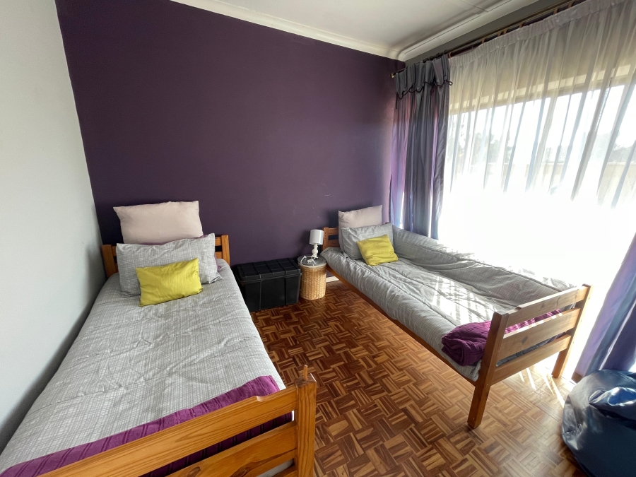 4 Bedroom Property for Sale in Greenhills Gauteng