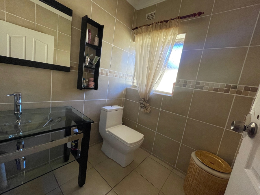 4 Bedroom Property for Sale in Greenhills Gauteng