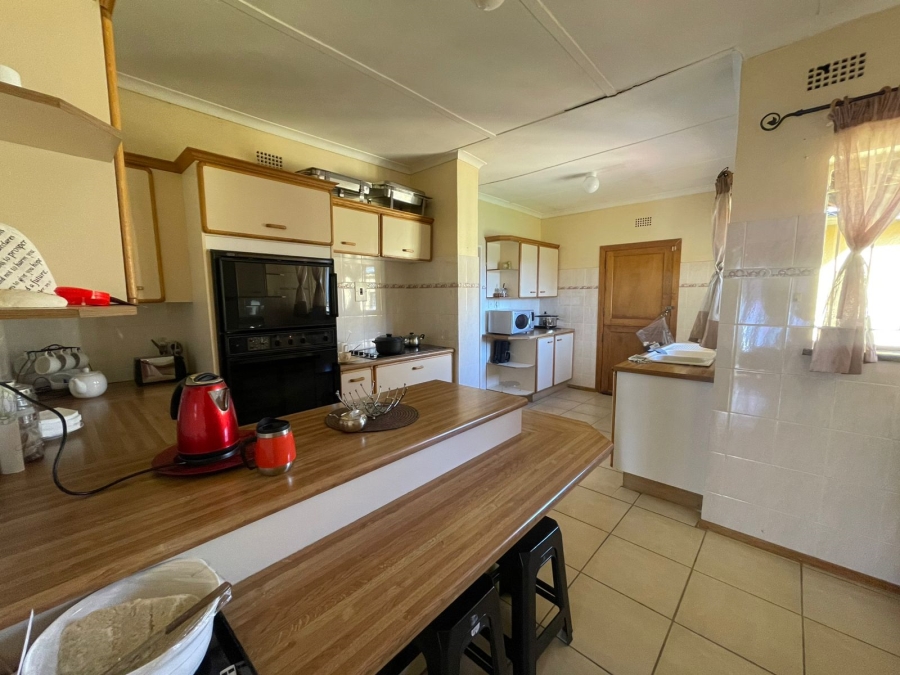 4 Bedroom Property for Sale in Greenhills Gauteng