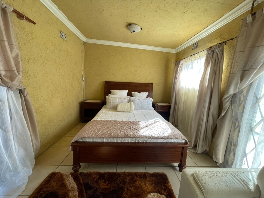 4 Bedroom Property for Sale in Greenhills Gauteng