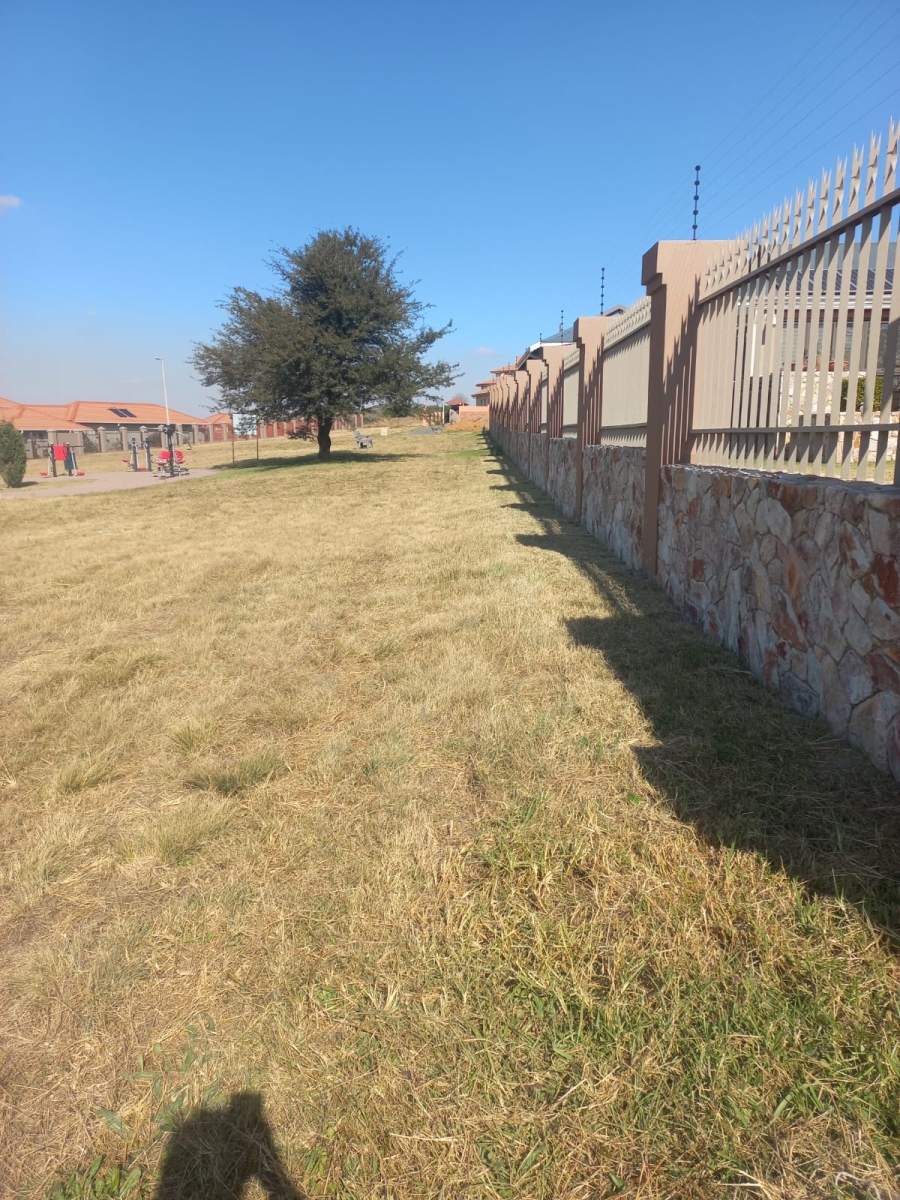 0 Bedroom Property for Sale in Berg En Dal Gauteng