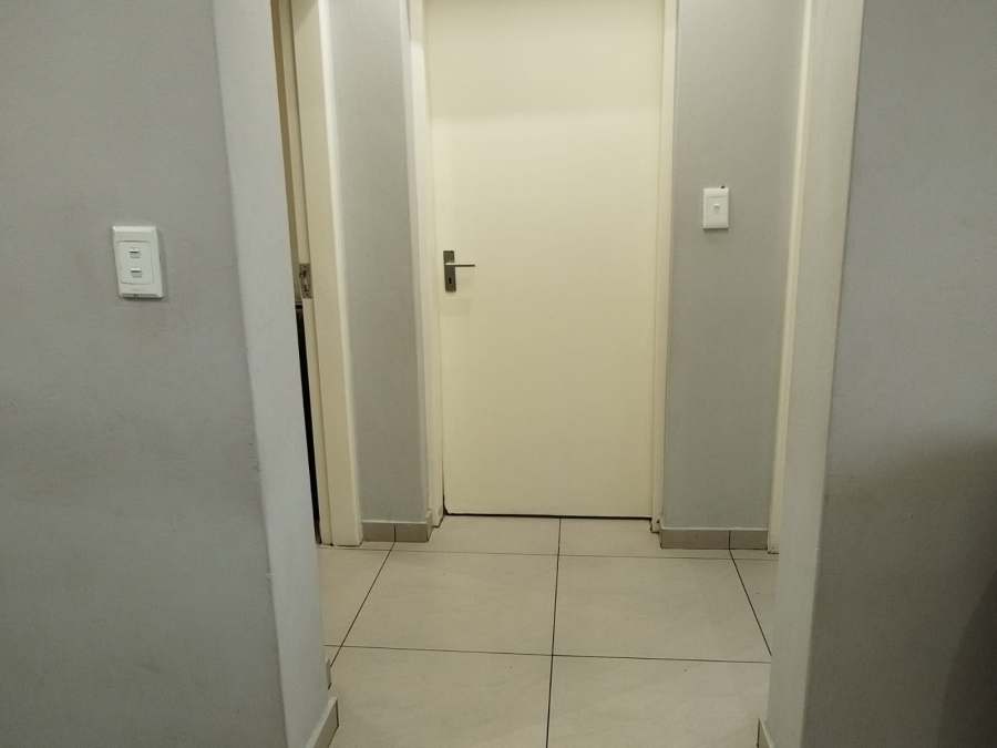 2 Bedroom Property for Sale in North Riding Gauteng
