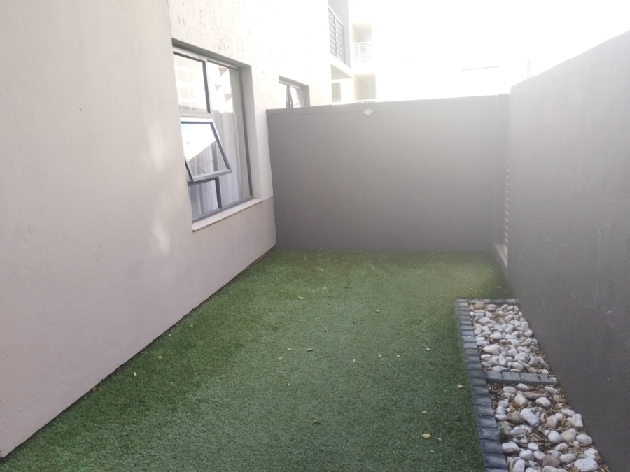2 Bedroom Property for Sale in North Riding Gauteng