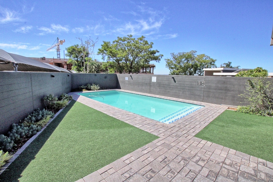 2 Bedroom Property for Sale in North Riding Gauteng