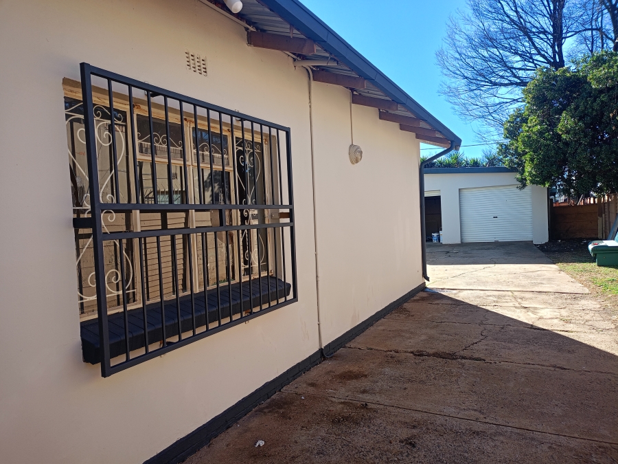 4 Bedroom Property for Sale in Three Rivers Gauteng
