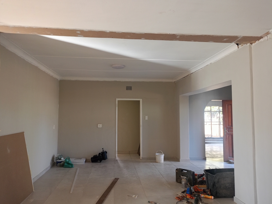 4 Bedroom Property for Sale in Three Rivers Gauteng