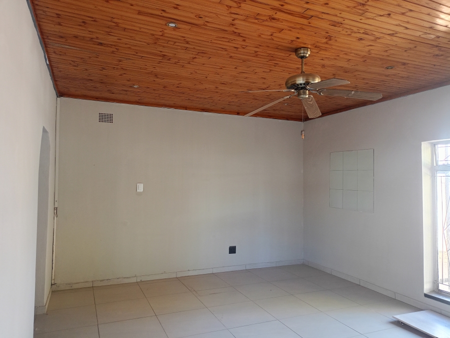4 Bedroom Property for Sale in Three Rivers Gauteng