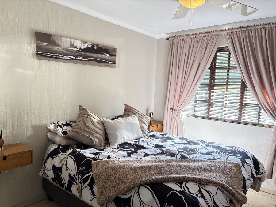 4 Bedroom Property for Sale in Wilgeheuwel Gauteng