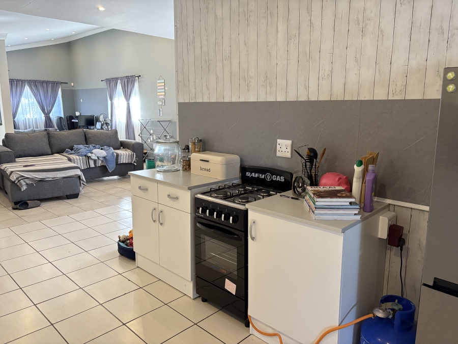 4 Bedroom Property for Sale in Wilgeheuwel Gauteng