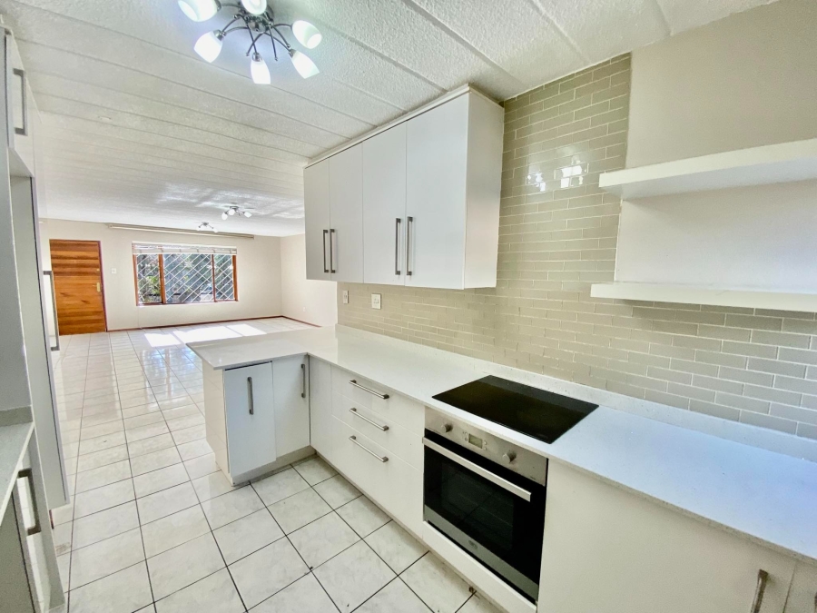 To Let 3 Bedroom Property for Rent in Morningside Gauteng