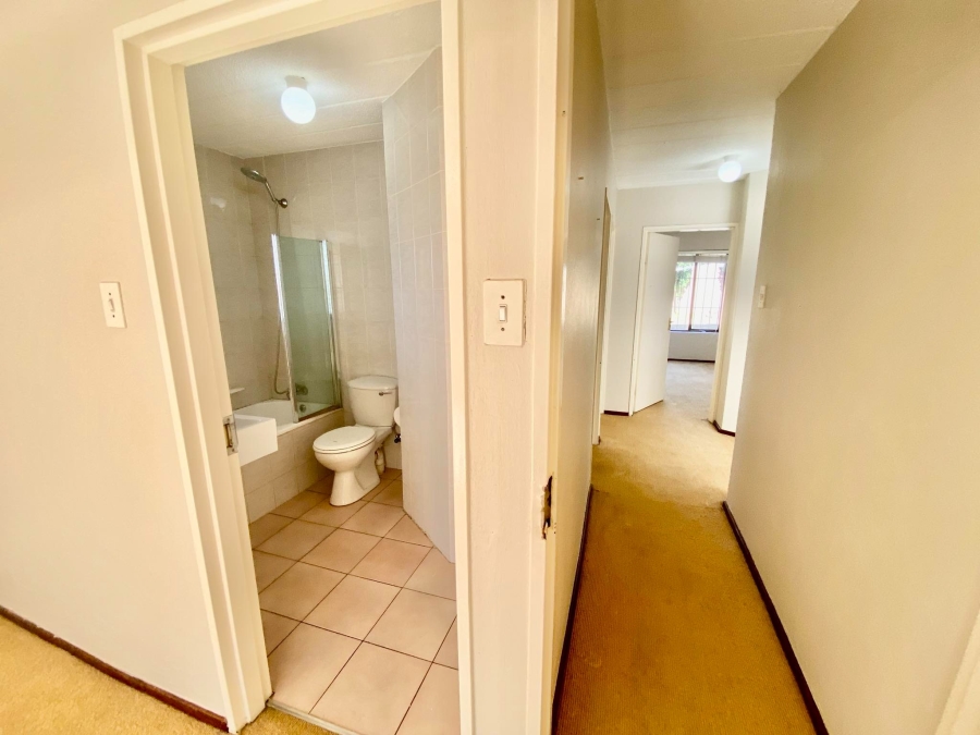 To Let 3 Bedroom Property for Rent in Morningside Gauteng