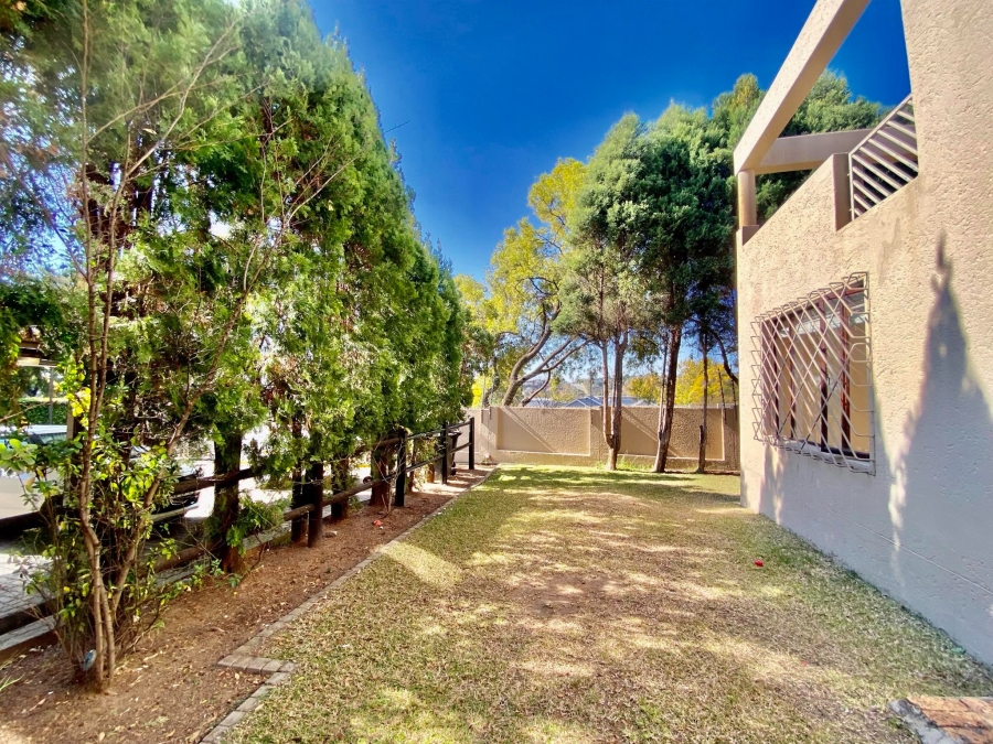 To Let 3 Bedroom Property for Rent in Morningside Gauteng