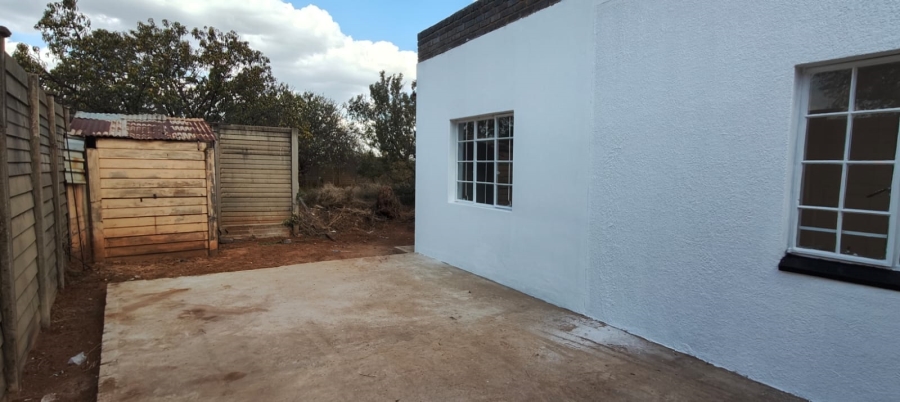 To Let 2 Bedroom Property for Rent in Kookrus Gauteng