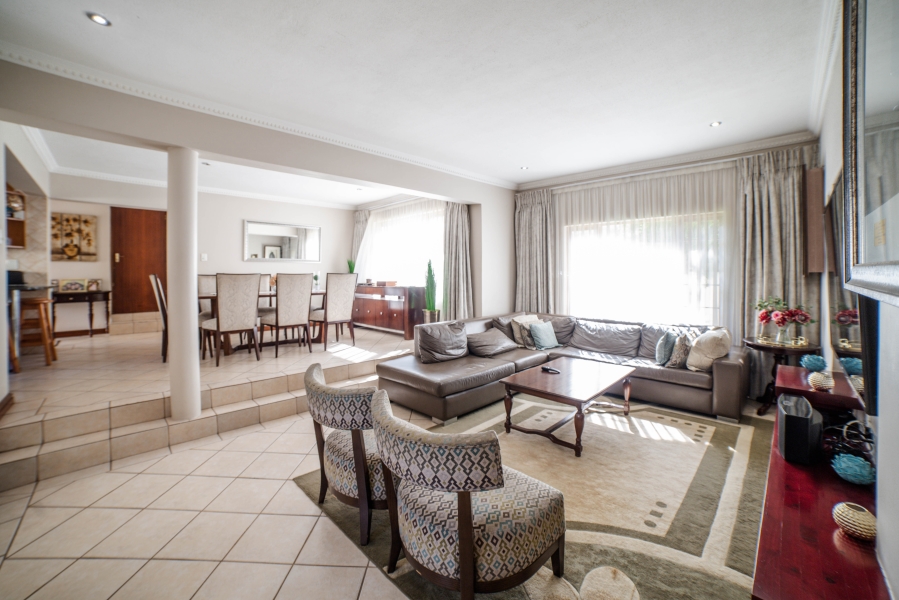 4 Bedroom Property for Sale in Broadacres Gauteng
