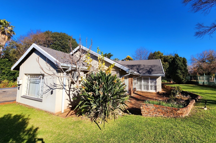4 Bedroom Property for Sale in Valhalla Gauteng