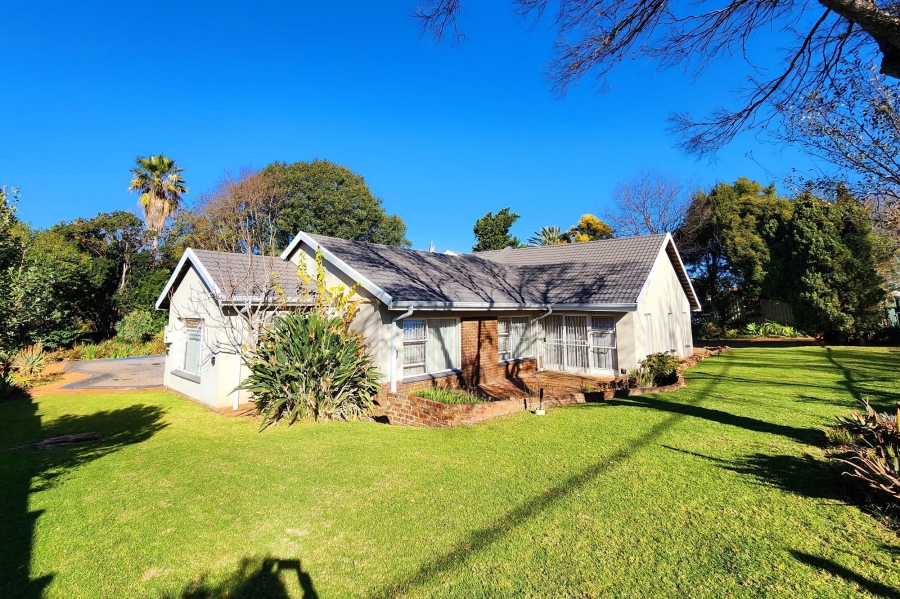 4 Bedroom Property for Sale in Valhalla Gauteng