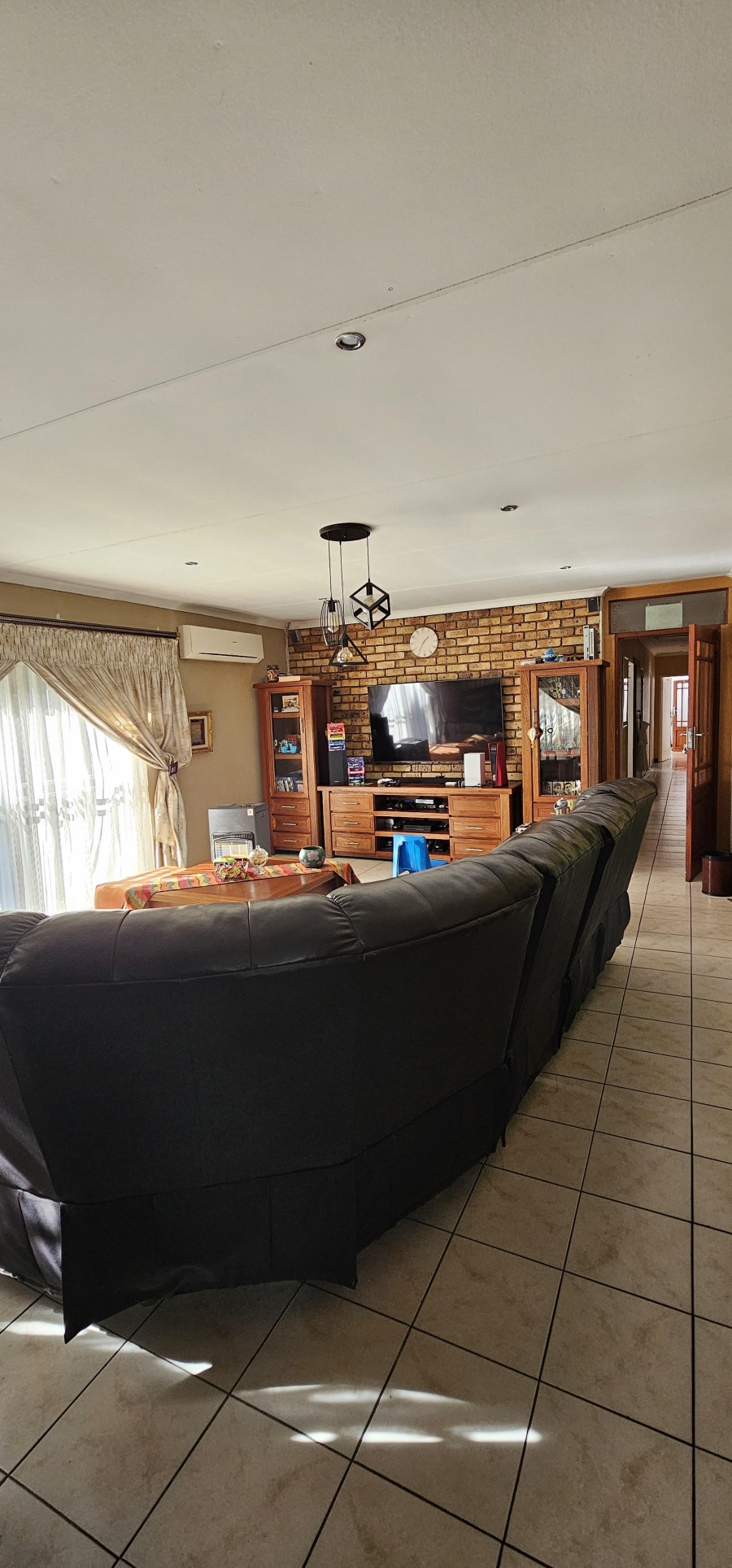 5 Bedroom Property for Sale in Erasmia Gauteng