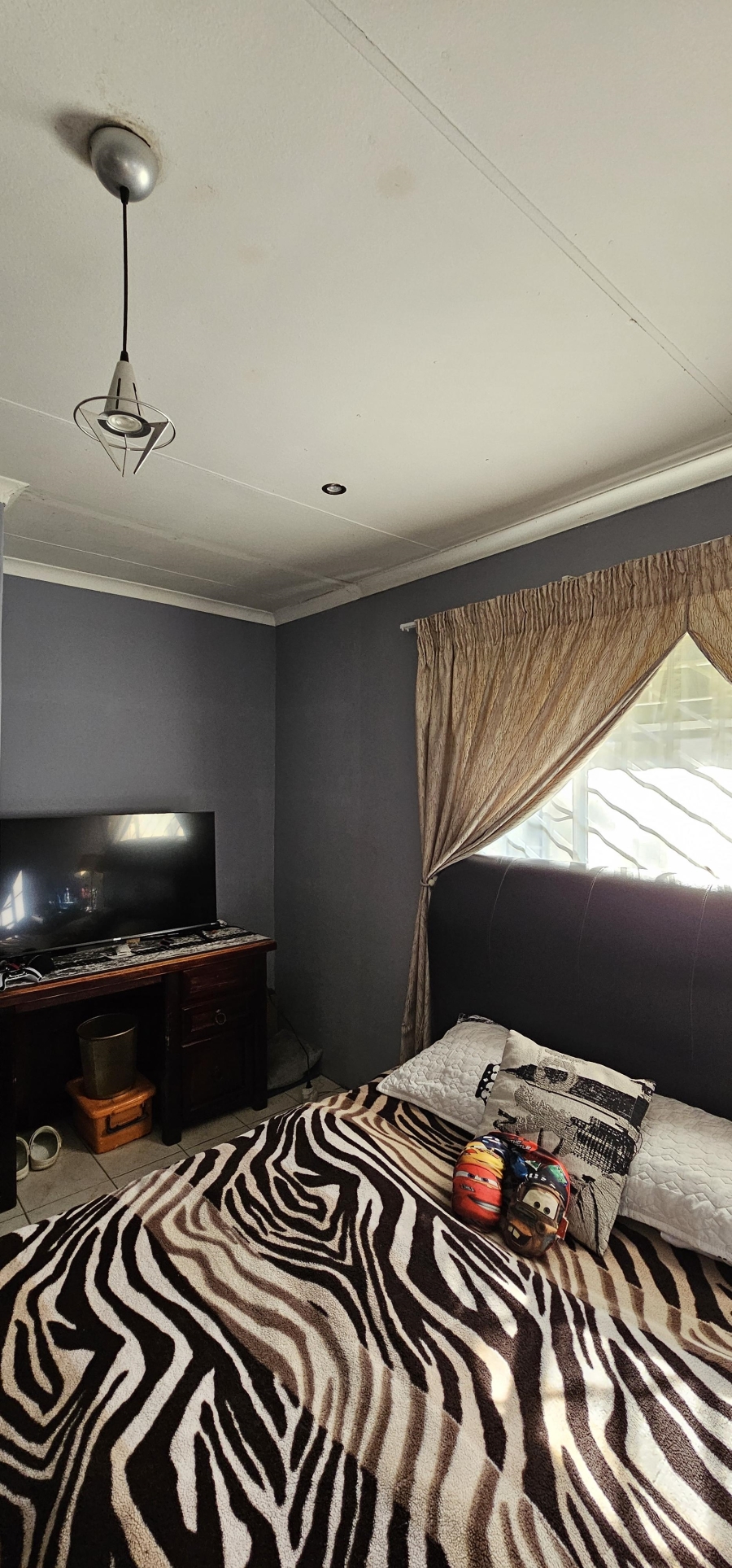 5 Bedroom Property for Sale in Erasmia Gauteng