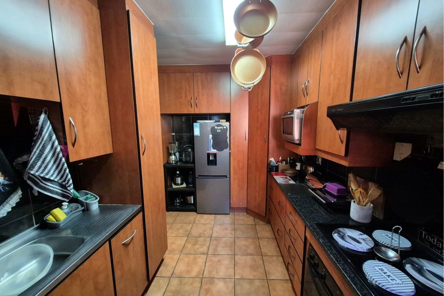 3 Bedroom Property for Sale in Silverton Gauteng