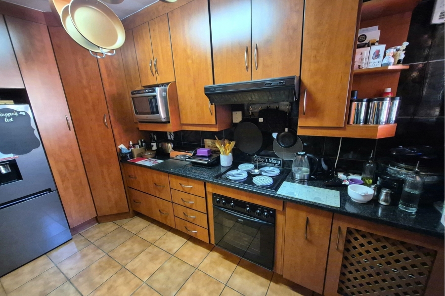 3 Bedroom Property for Sale in Silverton Gauteng