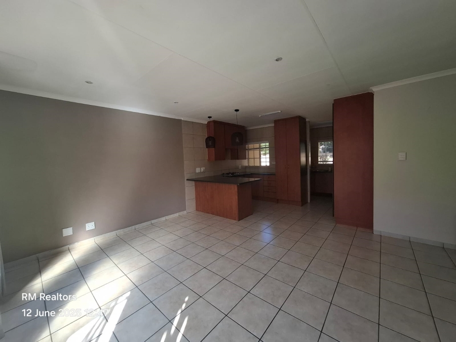 To Let 3 Bedroom Property for Rent in Rooihuiskraal North Gauteng