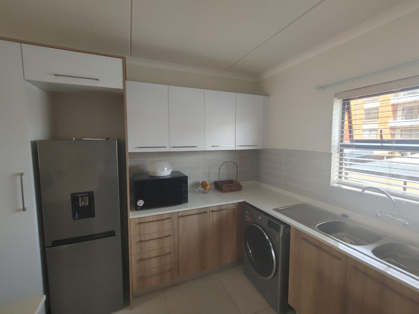 To Let 2 Bedroom Property for Rent in Modderfontein Gauteng