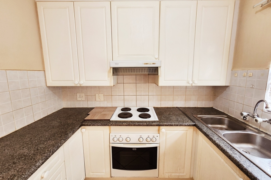 2 Bedroom Property for Sale in Amberfield Gauteng
