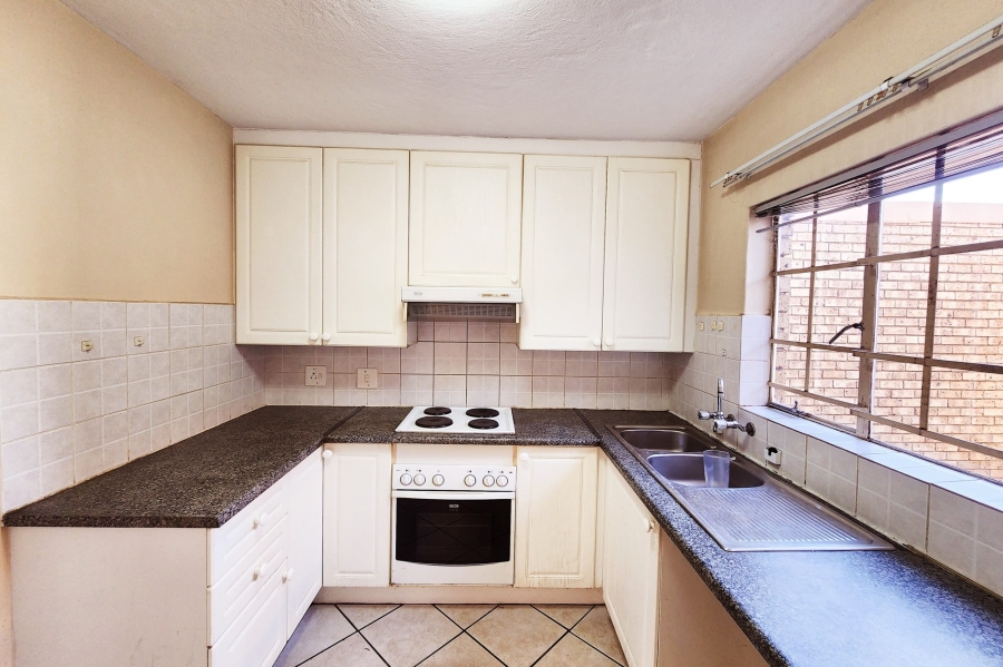 2 Bedroom Property for Sale in Amberfield Gauteng