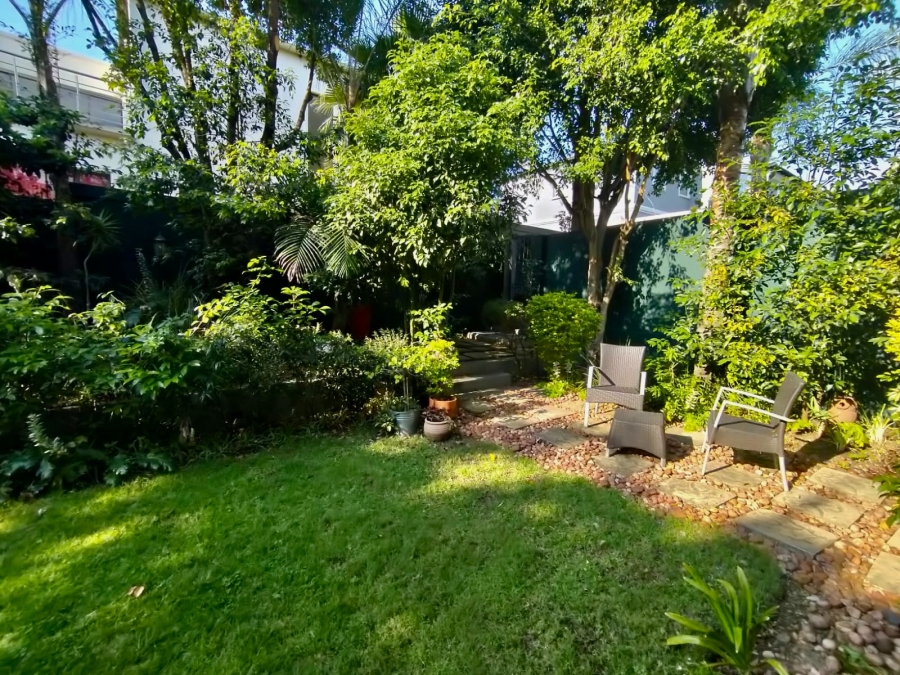 To Let 5 Bedroom Property for Rent in Woodmead Gauteng