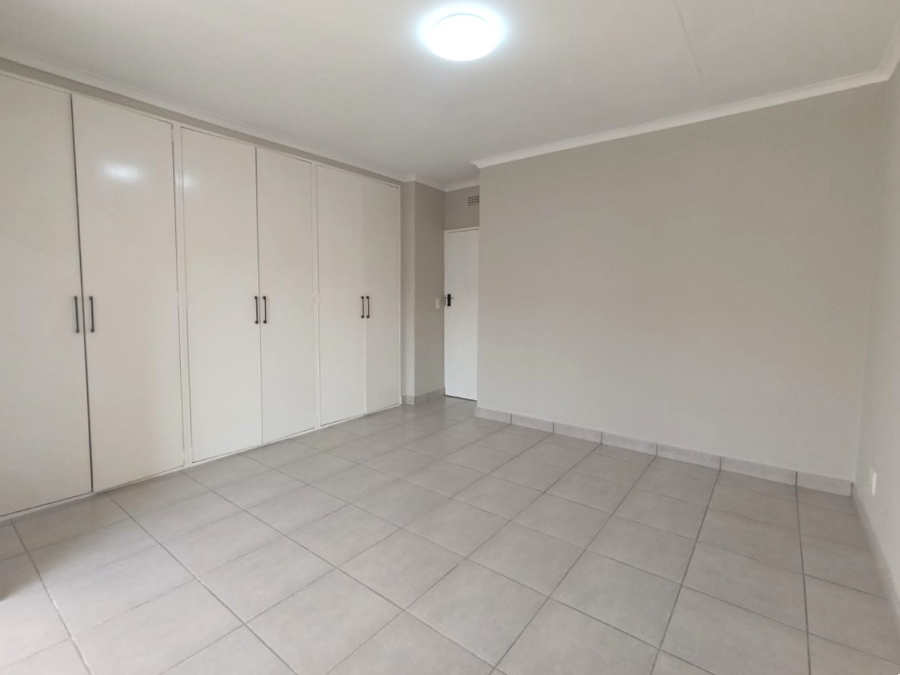 2 Bedroom Property for Sale in Brackendowns Gauteng