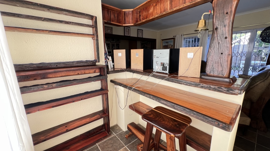 3 Bedroom Property for Sale in Helikonpark Gauteng