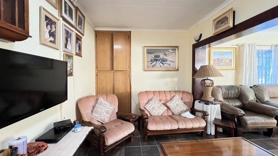 3 Bedroom Property for Sale in Helikonpark Gauteng