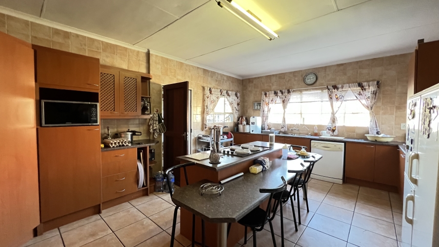 3 Bedroom Property for Sale in Helikonpark Gauteng