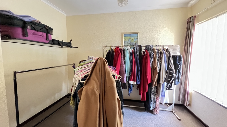 3 Bedroom Property for Sale in Helikonpark Gauteng