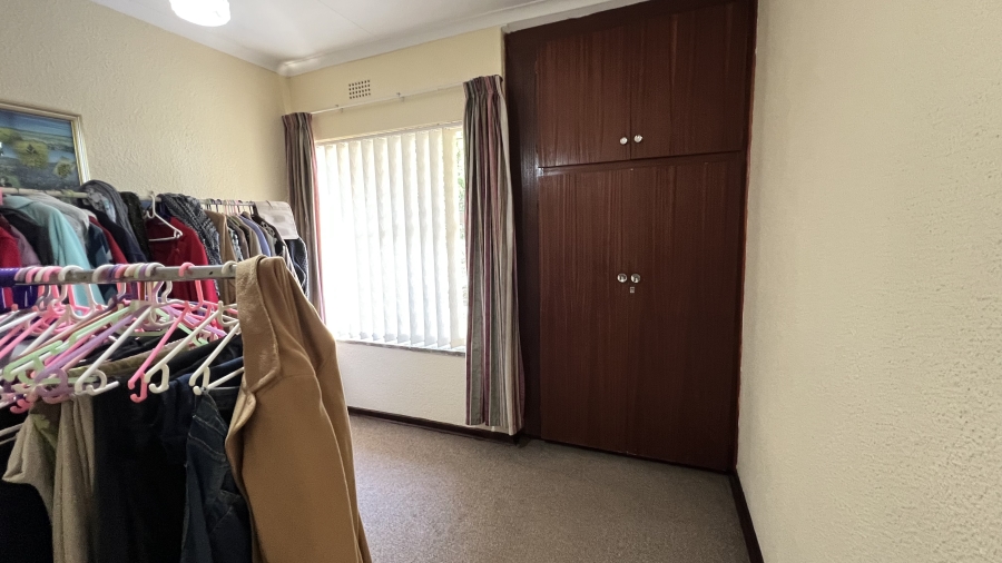 3 Bedroom Property for Sale in Helikonpark Gauteng