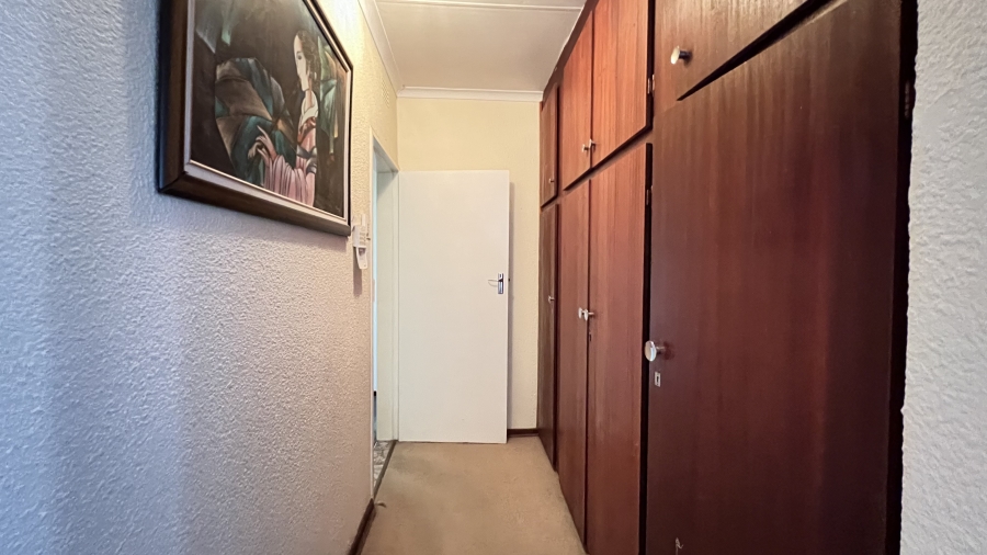 3 Bedroom Property for Sale in Helikonpark Gauteng