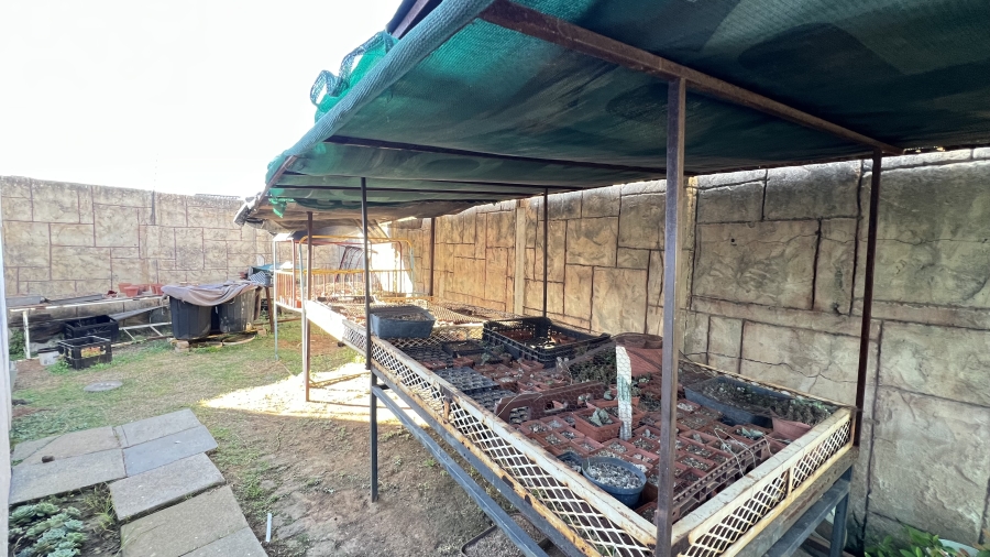 3 Bedroom Property for Sale in Helikonpark Gauteng