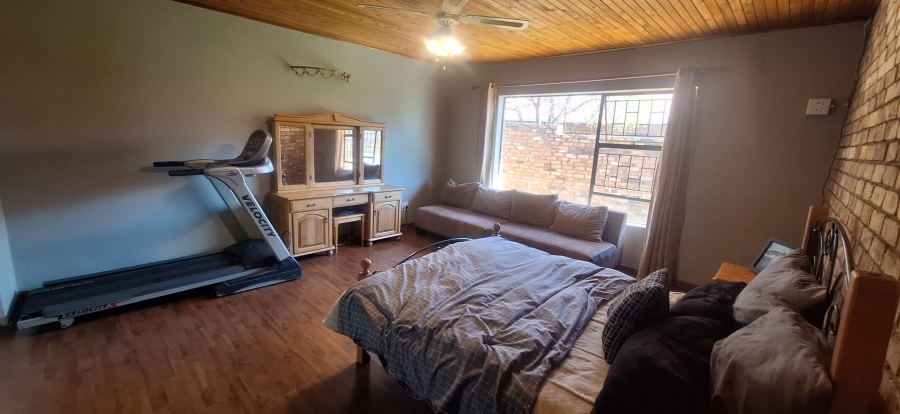 3 Bedroom Property for Sale in Noordheuwel Gauteng