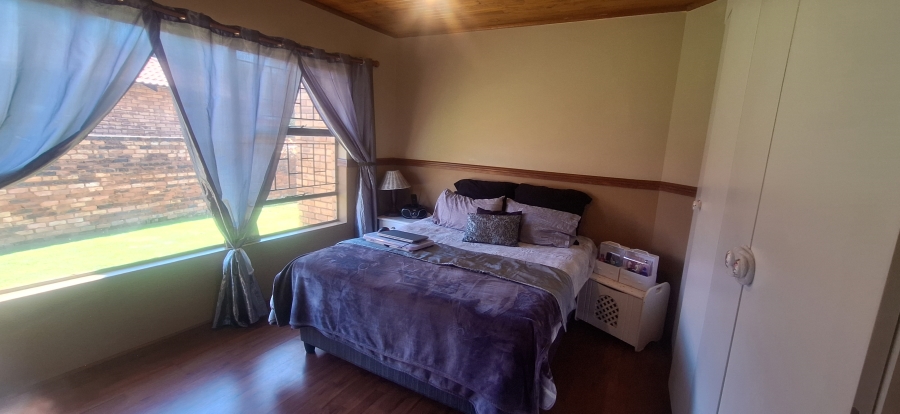 3 Bedroom Property for Sale in Noordheuwel Gauteng
