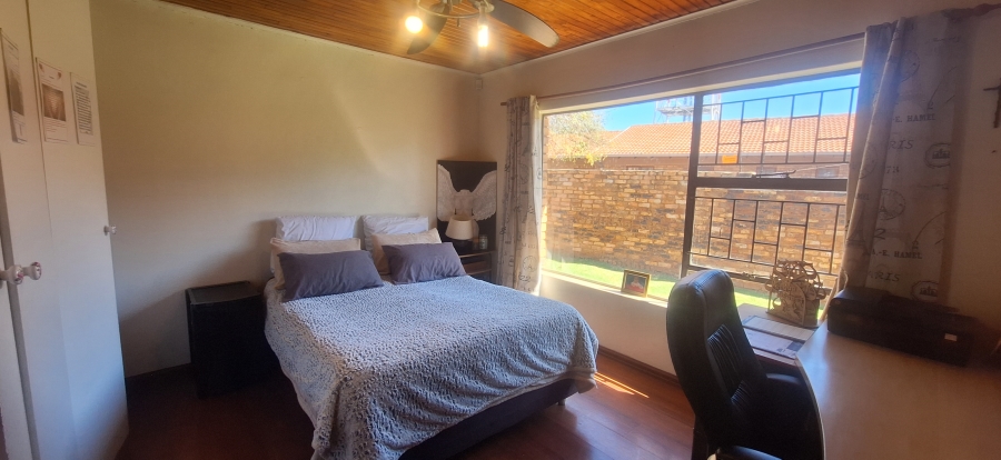 3 Bedroom Property for Sale in Noordheuwel Gauteng