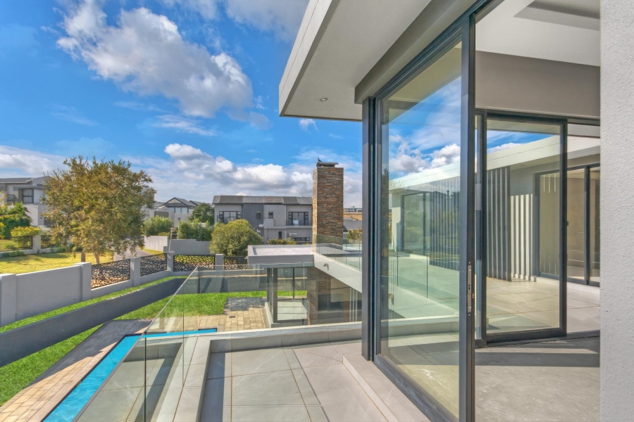 4 Bedroom Property for Sale in Waterfall Country Estate Gauteng