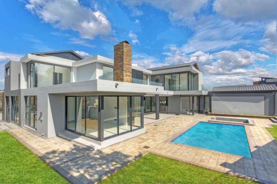 4 Bedroom Property for Sale in Waterfall Country Estate Gauteng