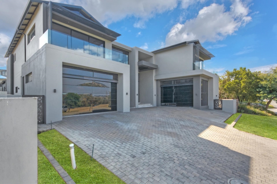 4 Bedroom Property for Sale in Waterfall Country Estate Gauteng