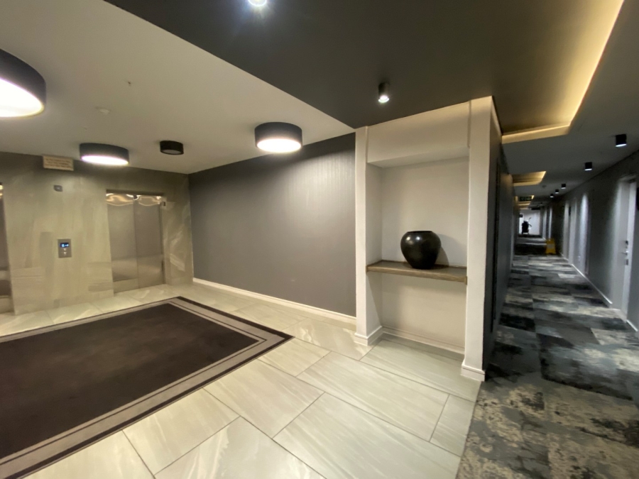 To Let 1 Bedroom Property for Rent in Sandown Gauteng