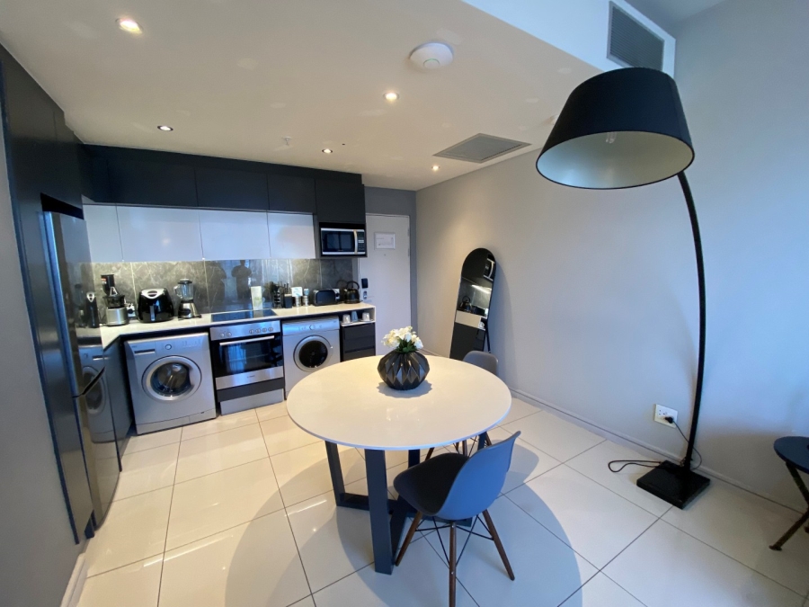 To Let 1 Bedroom Property for Rent in Sandown Gauteng