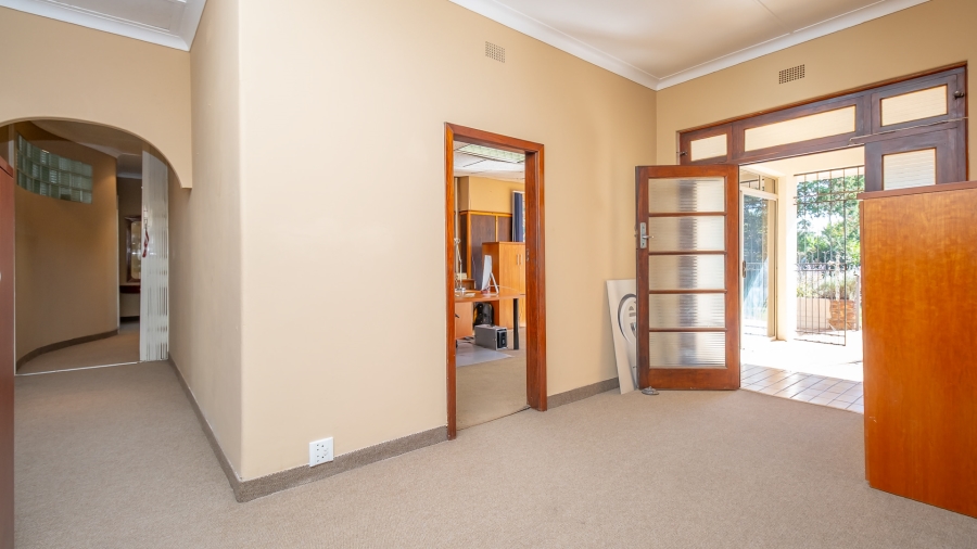 4 Bedroom Property for Sale in Florida Park Gauteng
